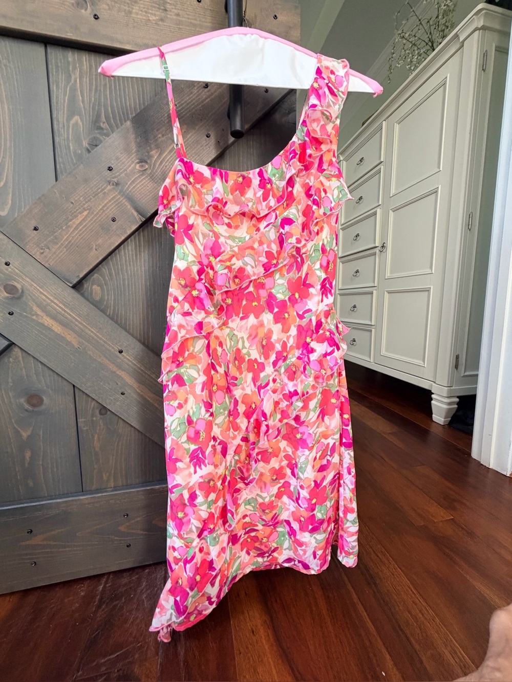 Charles Henry One-Shoulder Floral Dress. Size M